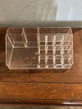Clear Acrylic Makeup Organizer with Multi-Compartment Storage